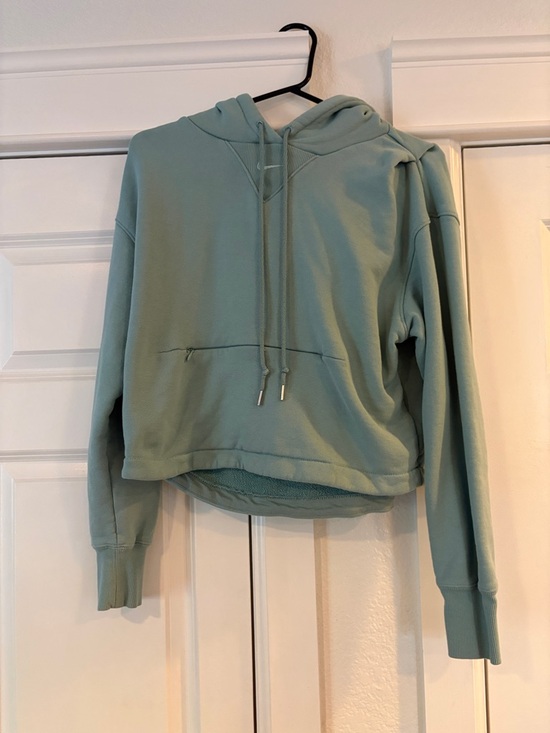 Nike Tops - Nike Women's Light teal Cropped Pullover Hoodie